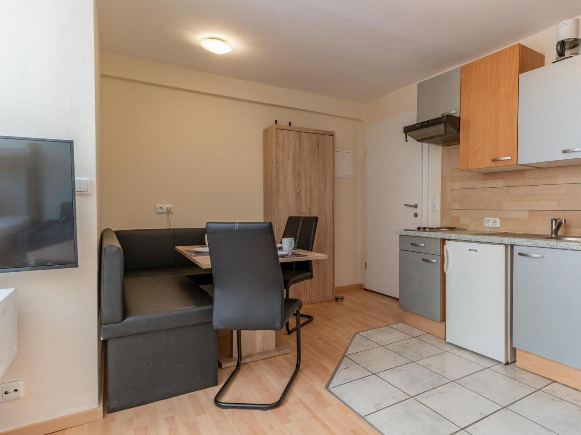 Town House Apartment Hopfgarten im Brixental Luaran gambar